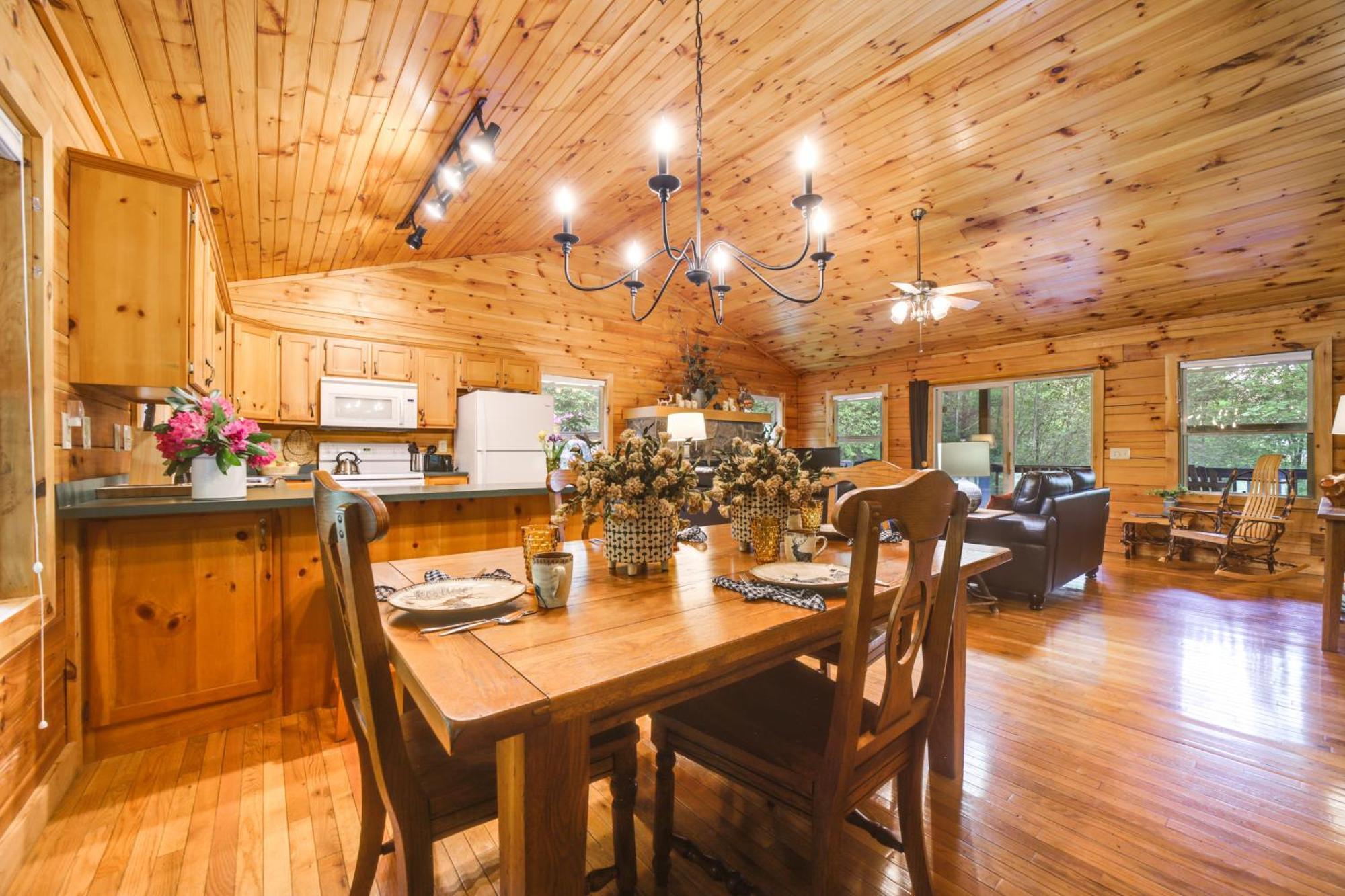 Peaceful Smoky Mountain Cabin With Deck And Fire Pit! Villa Waynesville Ngoại thất bức ảnh